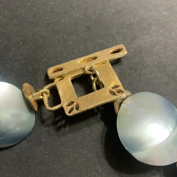 Stunning… Grey Osmena pearl 12 count Mabe Shell Nautical necklace ONE OF A KIND